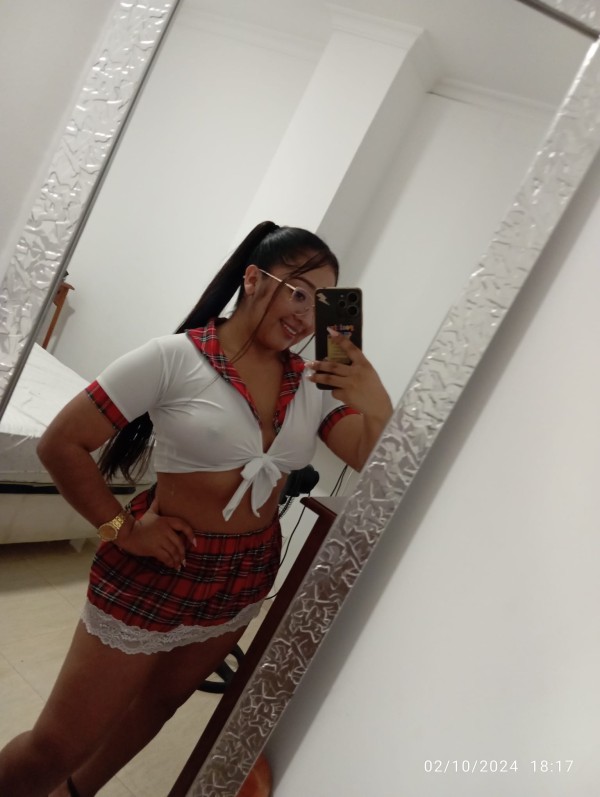 SOLO SALIDAS HERMANITAS JUGUETONAS Y TRAVIESAS