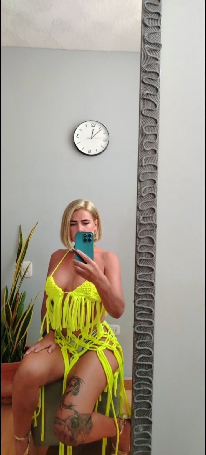 EN BENIDORM MADURITA EXOTICA DESEOSA DE SEXO FULL
