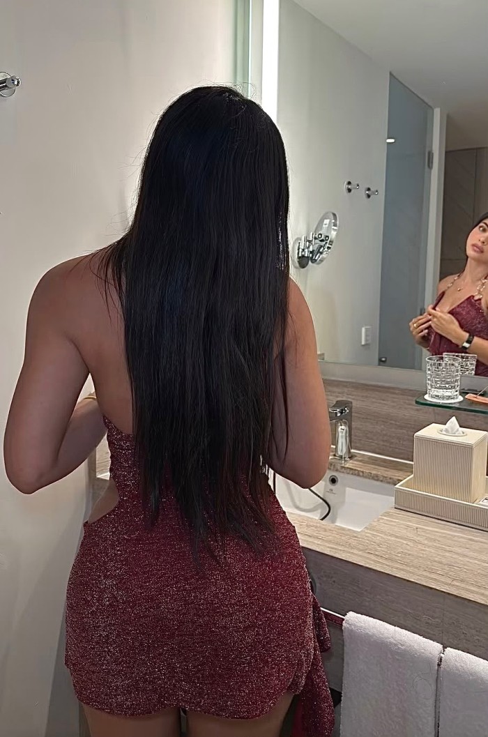 EN SITGES ARDIENTE LUJURIOSA DESEOSA DE SEXO