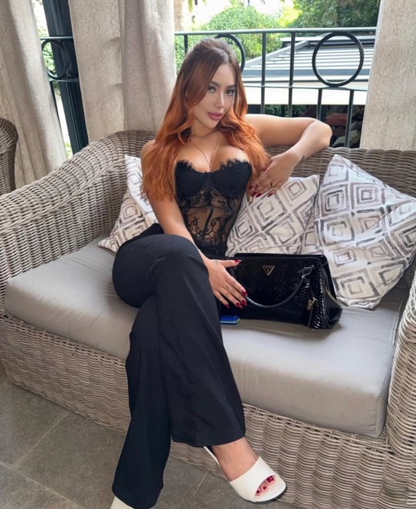 NOVEDAD HERMOSA COLOMBIANA FIESTERA SEXY CAÑERA !!! DE VICIO