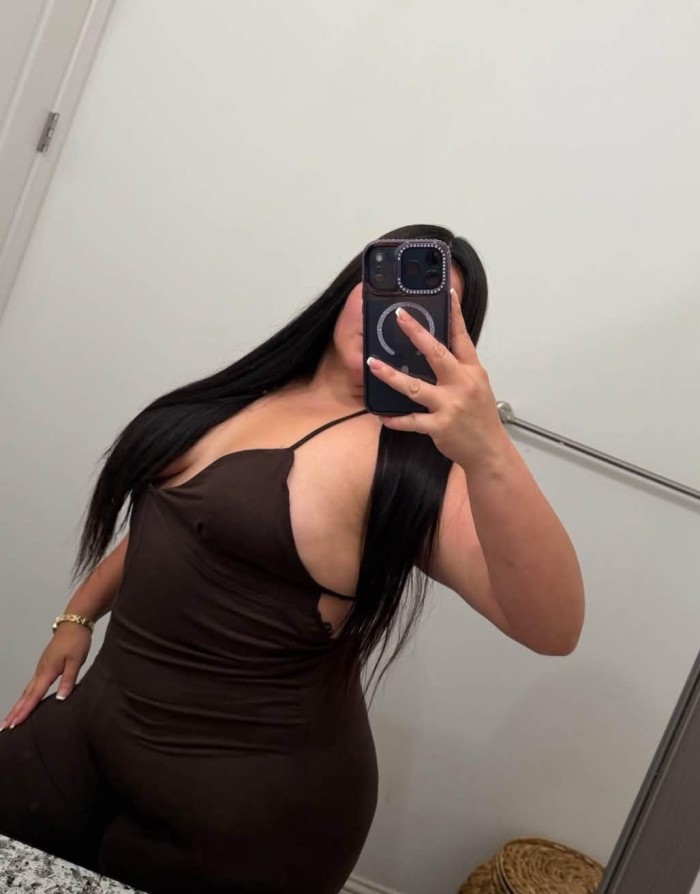 BELLA ELEGANTE APASIONADA DESEOSA
