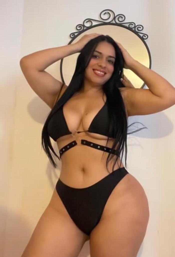 COLOMBIANA DE LUJO EXPLOSIVA Y MORBOSA