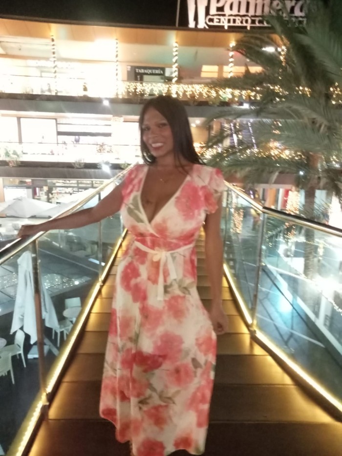 FLAVIA MIRELLES BRASILEÑA TRANS FOGOSA Y CACHONDA