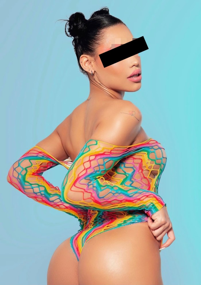 CAMILA SEXY FRANCES DE LOCOS! UNICA UNA DIOSA PARA