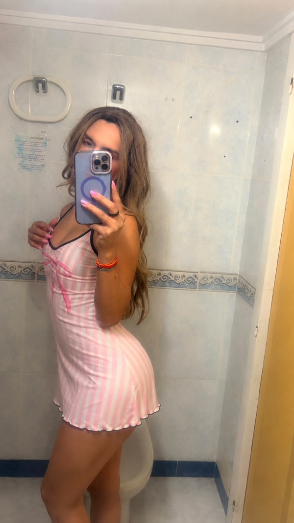RECIEN LLEGADA ARDIENTE Y APASIONADA