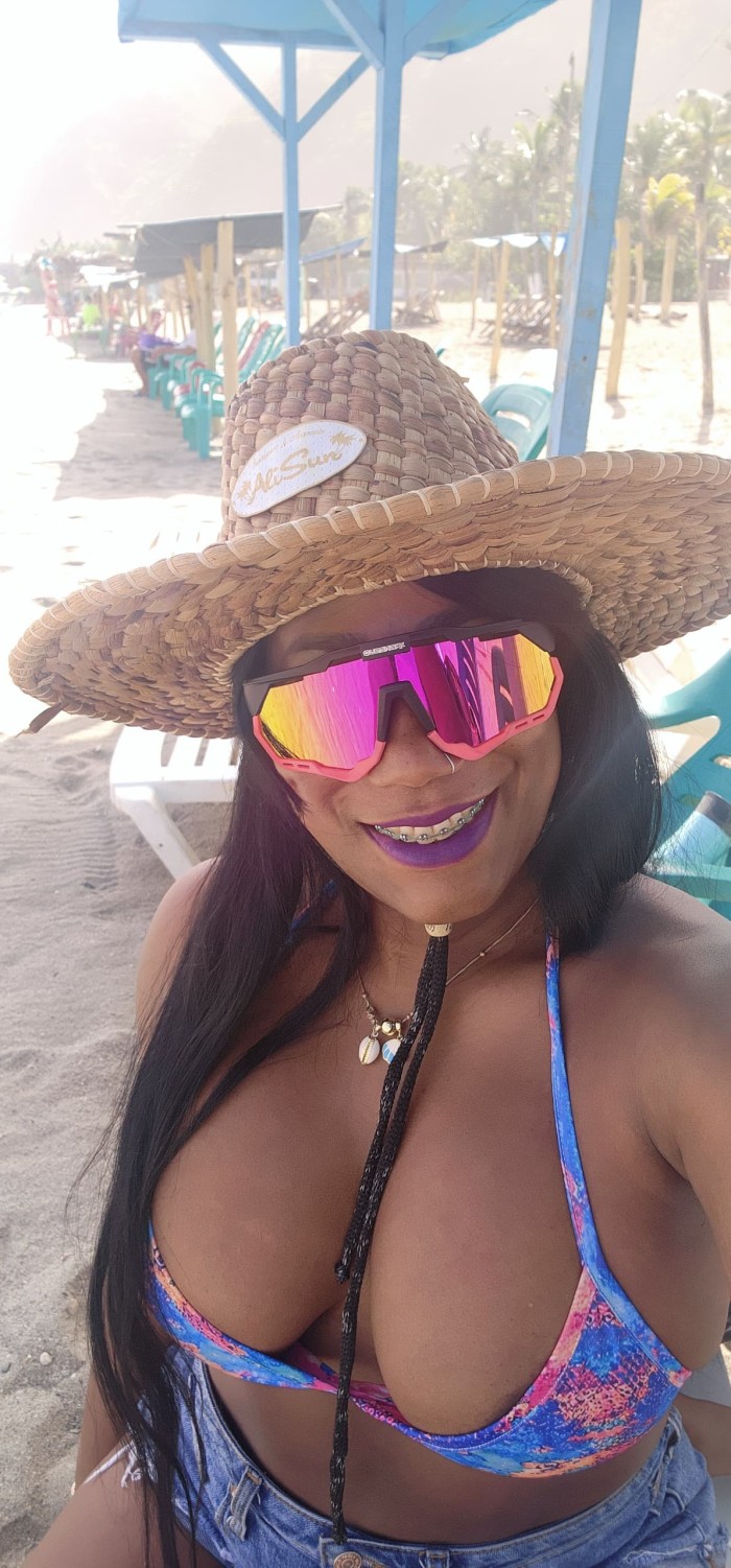 SEXY, FOGOSA E IRRESISTIBLE LATINA,623366817