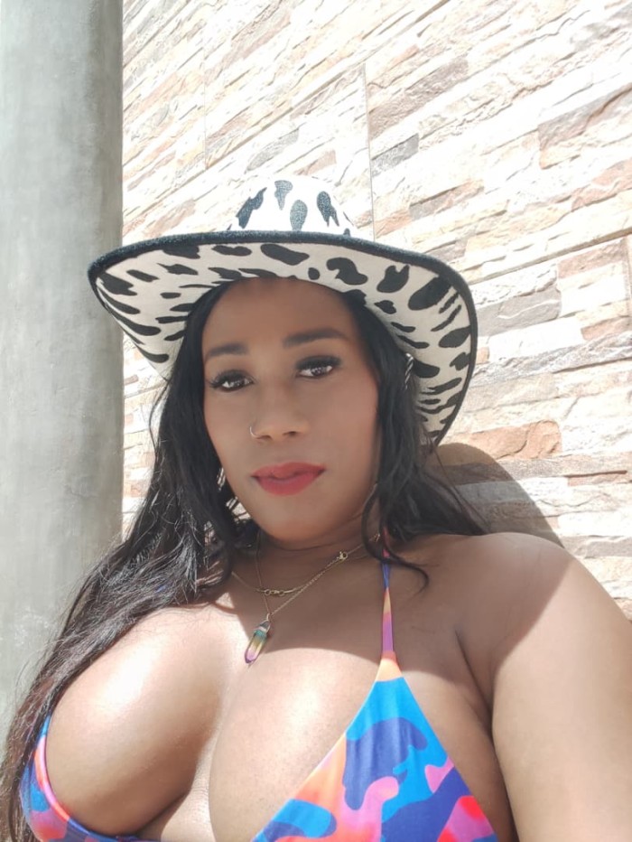SEXY, FOGOSA E IRRESISTIBLE LATINA,623366817