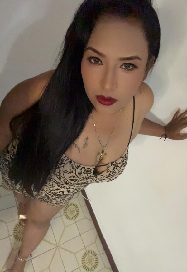 Chica gordita morena  fiestera nueva en Málaga la unión