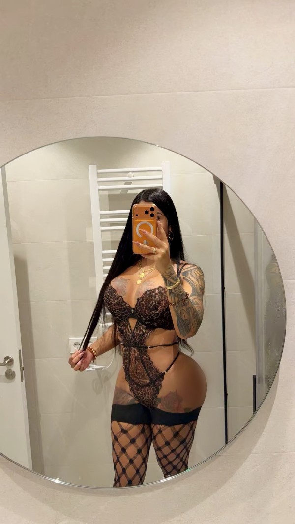 MULATA TRANS TU BOMBOM DE CHOCOLATE A TOPE
