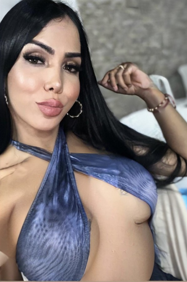MULATA TRANS TU BOMBOM DE CHOCOLATE A TOPE