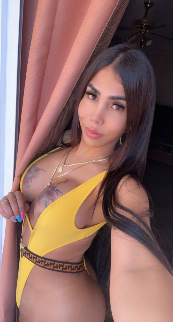 MULATA TRANS TU BOMBOM DE CHOCOLATE A TOPE