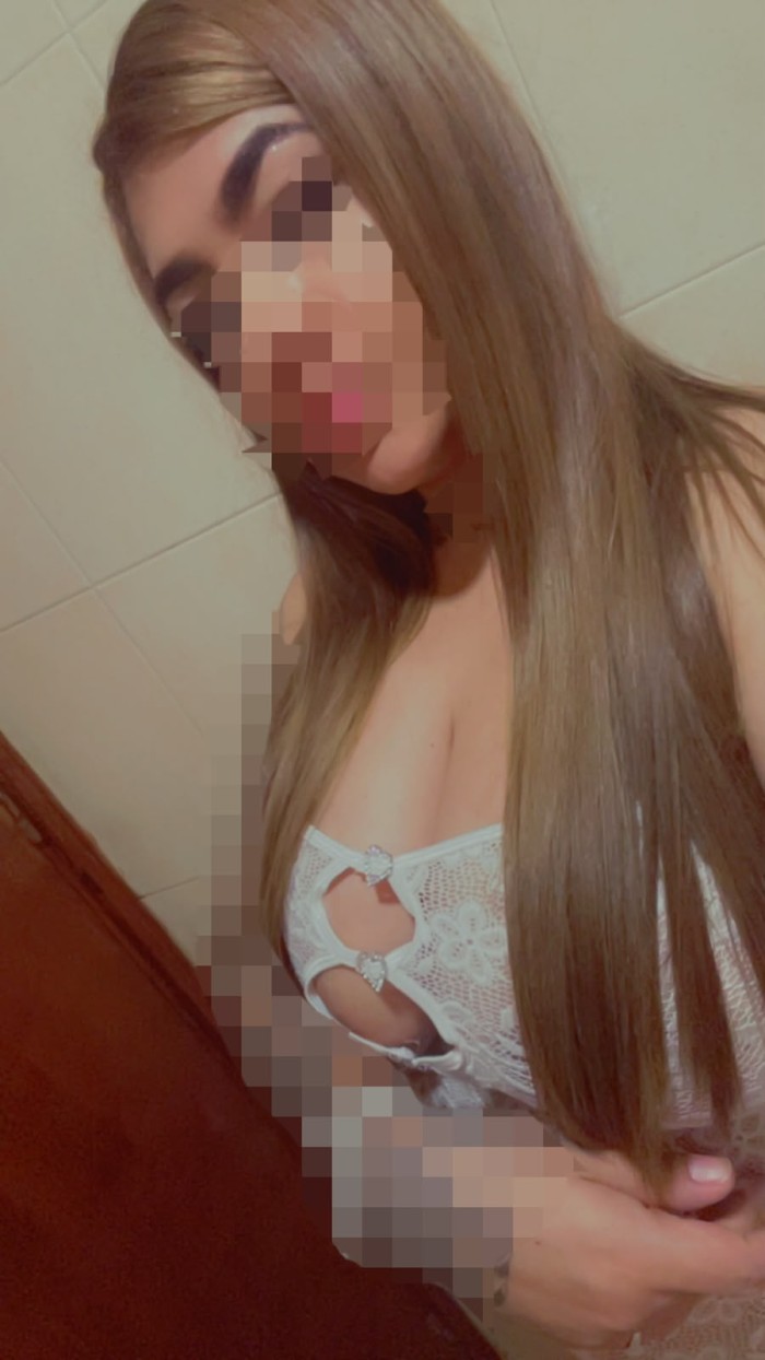 Soy todo lo q buscas ven y nos calentamos