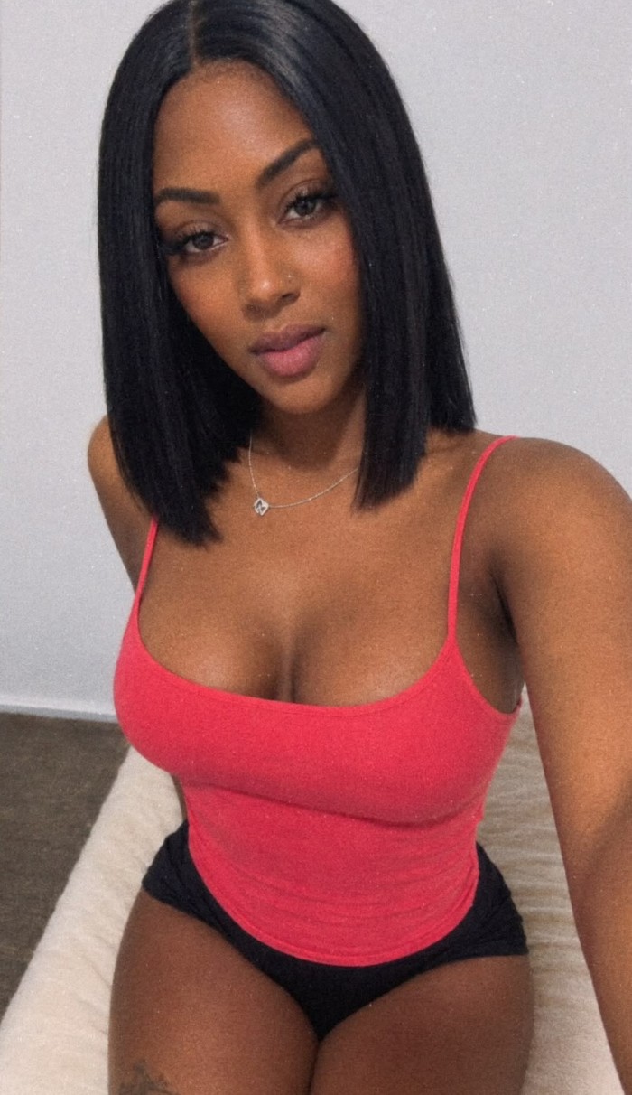 COLOMBIANA DE LUJO MORBOSA Y JUGUETONA