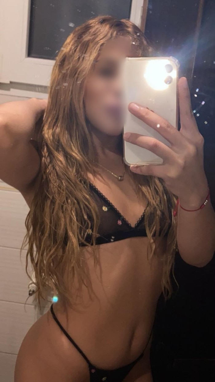 VEN Y PRUEBA MI COÑITO RICO ESTOY ARDIENTE