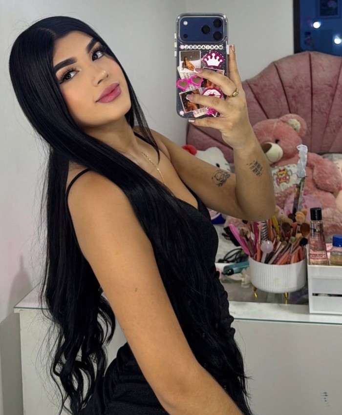 LAURA  TRANS ARDIENTE UNICA TRANS SEXO LIBRE