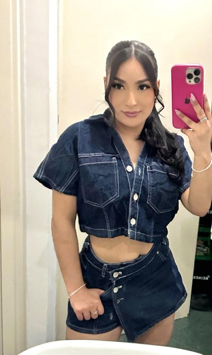 SOY CAROLINA, COLOMBIANA DISCRETA Y ARDIENTE