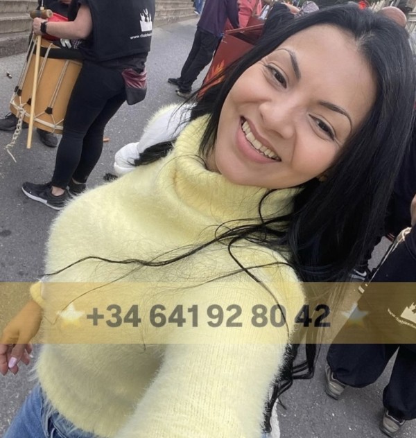 Hola, soy Sofía, una mujer encantadora, elegante y con buen gusto. .