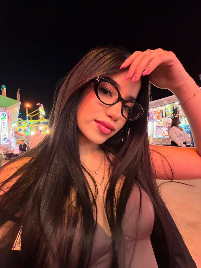 SARA EN MALAGA SEXO A TOPE LUJURIA ARDIENTE