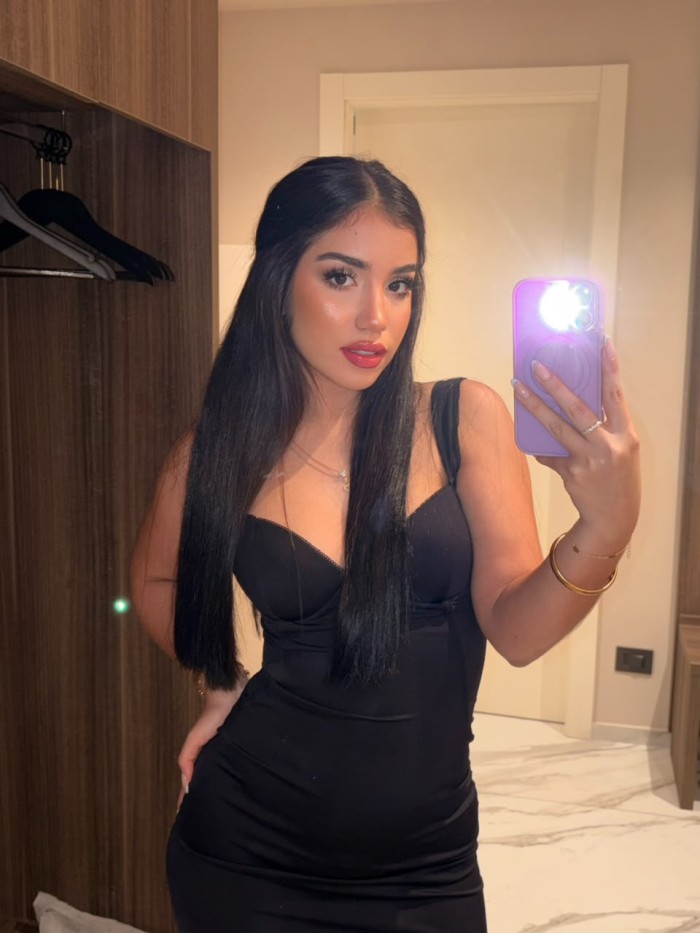 SARA EN MALAGA SEXO A TOPE LUJURIA ARDIENTE