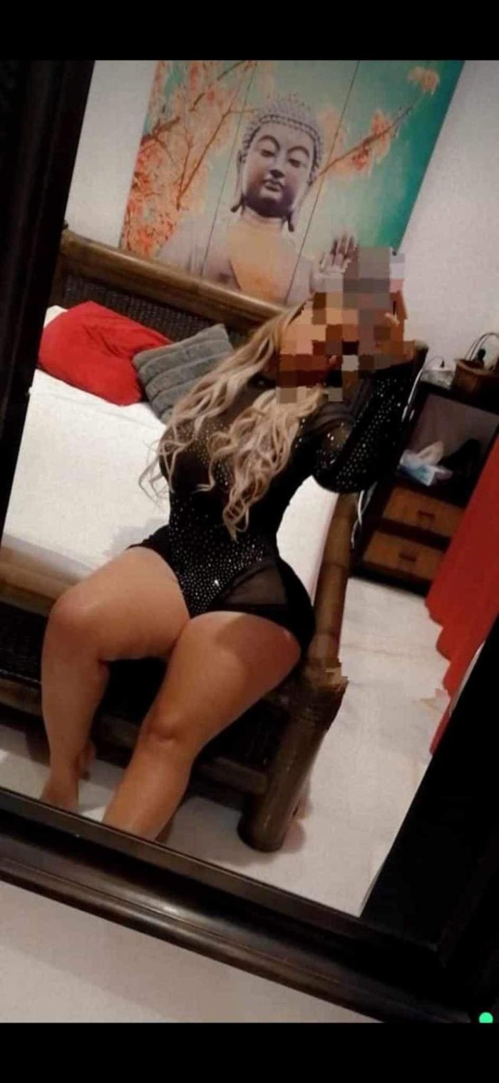 TATI ENCANTADORA ESCORT EXÓTICAEN TORREMOLINOS