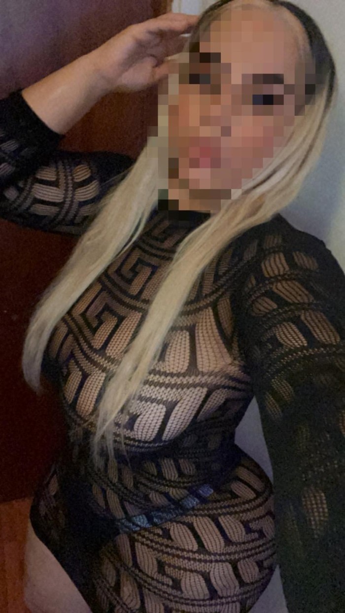 TATI ENCANTADORA ESCORT EXÓTICAEN TORREMOLINOS
