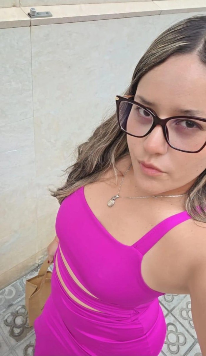 CATALINA EN SANT ADRIA DE BESOS SEXO FIESTA A TOPE