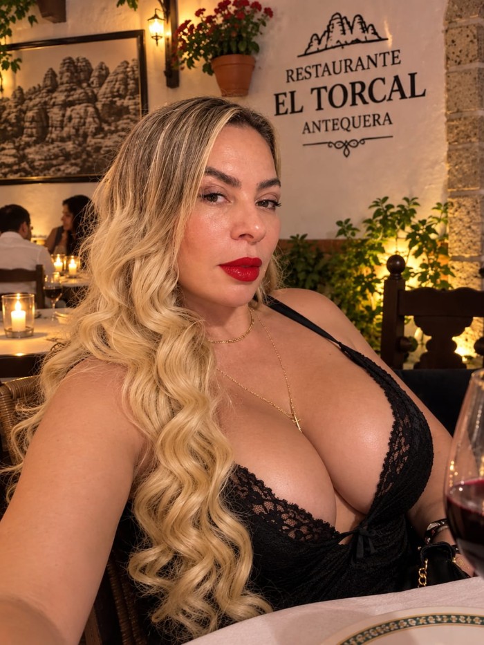 FIESTERA CAÑERA TE GUSTA El BUEN SEXO SOY TU CHICA