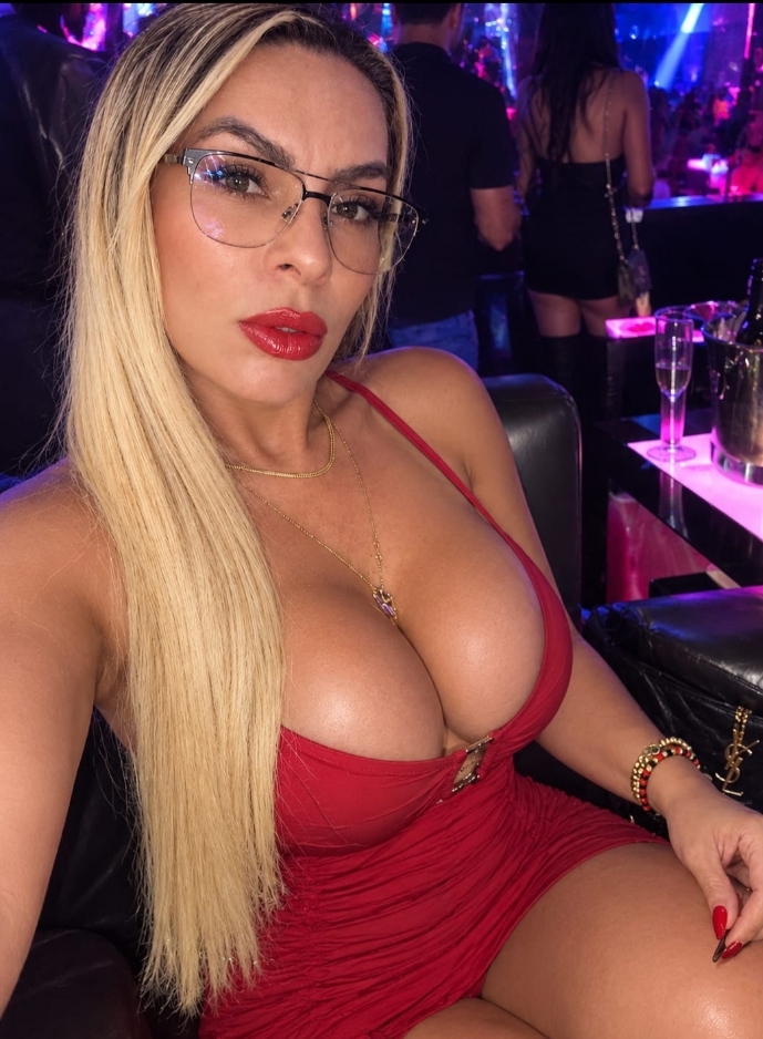 FIESTERA CAÑERA TE GUSTA El BUEN SEXO SOY TU CHICA