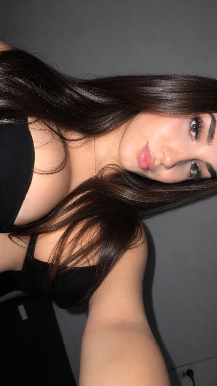 ESTRELLA EN MALAGA TRANS ESPAÑOLA PASIVA Y FEMENINA