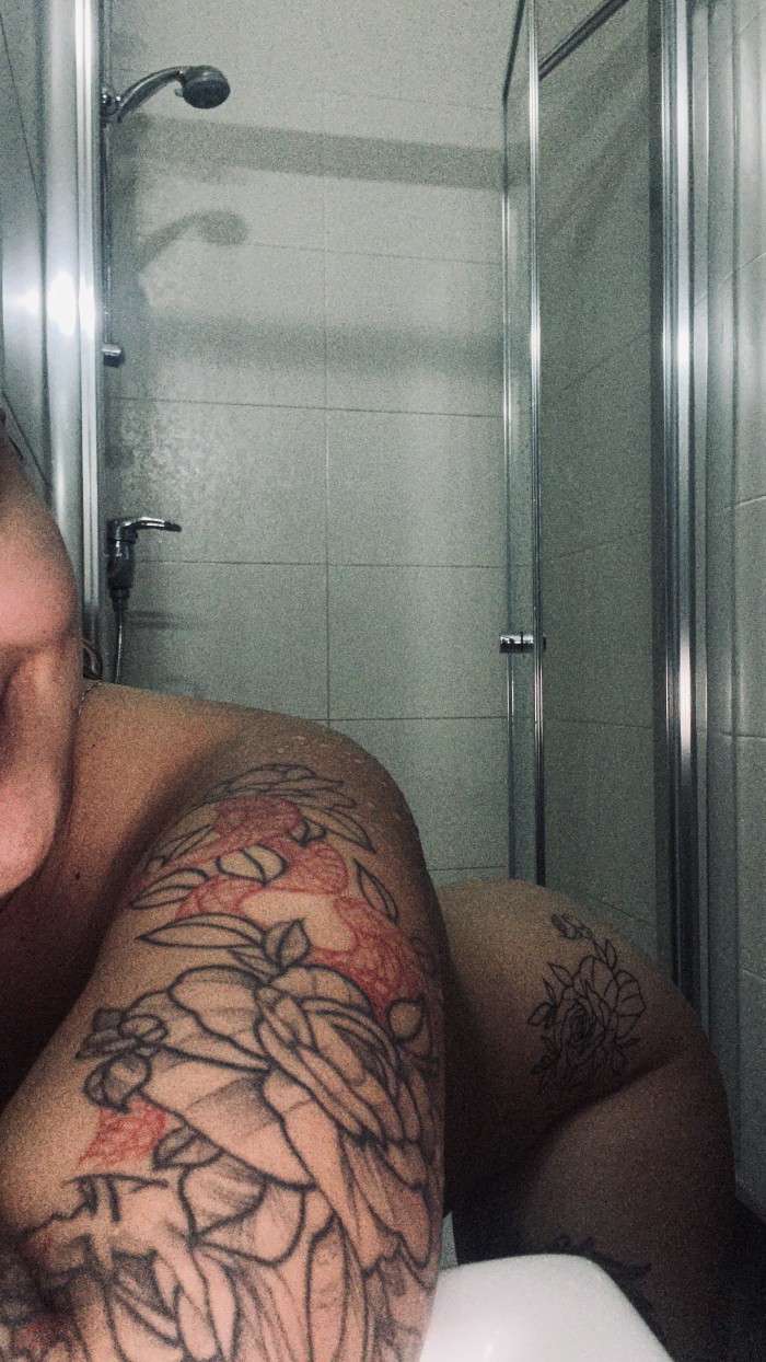 FIESTERITA MUY CACHONDA VEN PRUEBA DEL BUEN SEXO