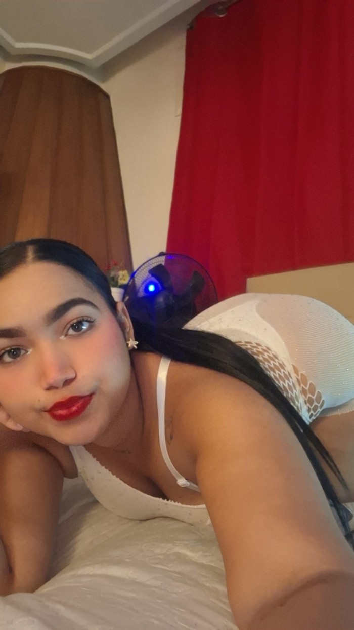 Jade esperta en trios