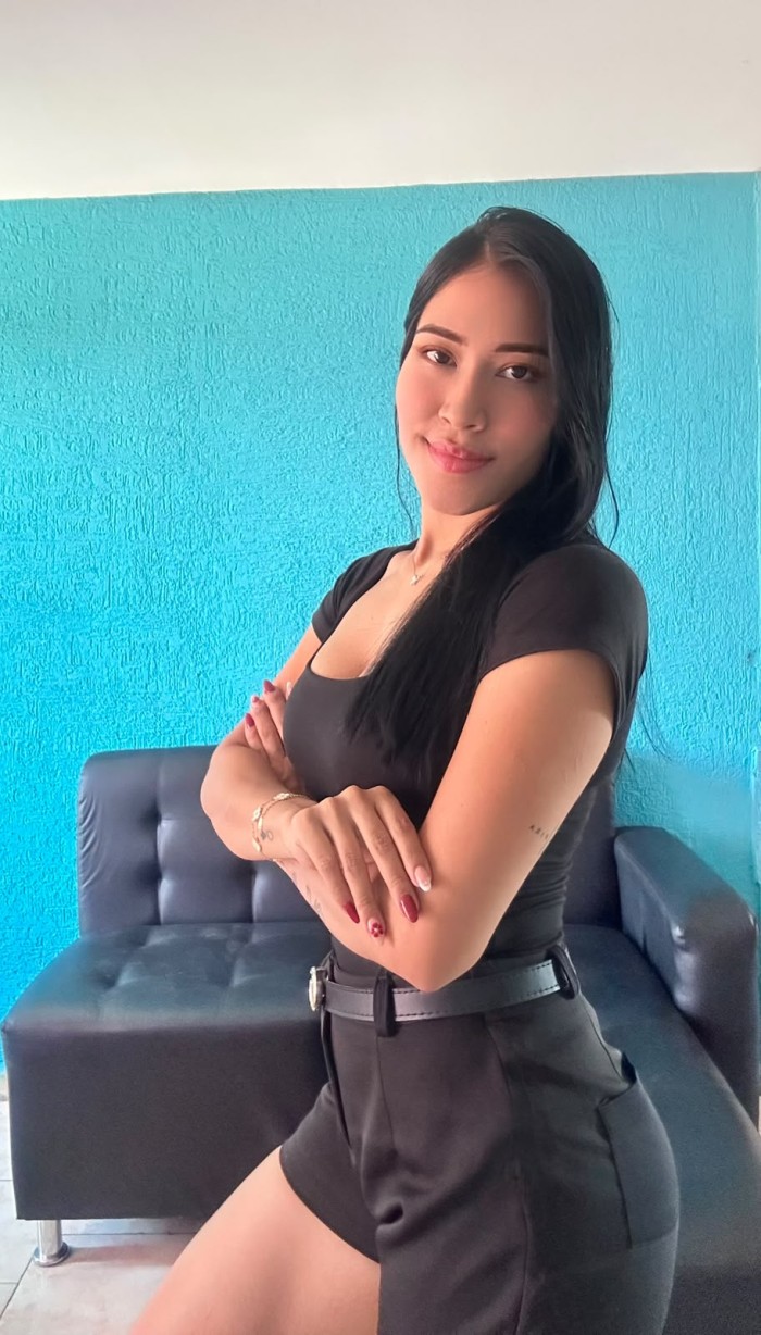 DELICIOSA IMPLICADA LUJURIOSA DESEOSA DE PLACER