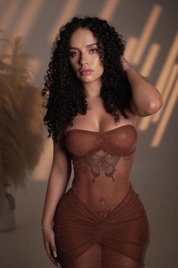 ANDREA, TU PECADO COLOMBIANO EN LAS AMÉRICAS PEQUEÑA DIABLITA