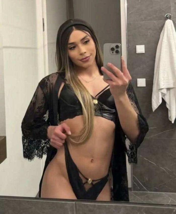 Hola soy ámbar trans recién llegada a elche