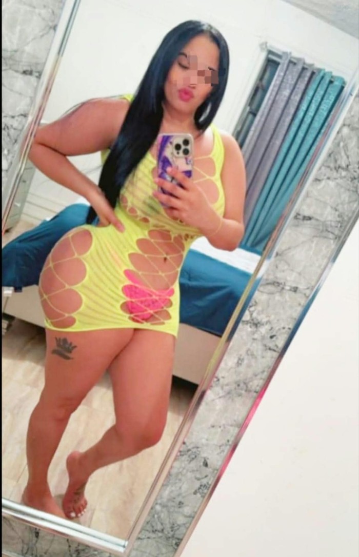 YENI,QUIERO QUE ME FOLLES RICO
