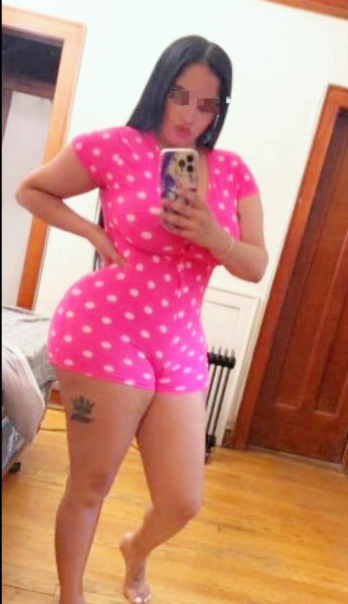 YENI,QUIERO QUE ME FOLLES RICO