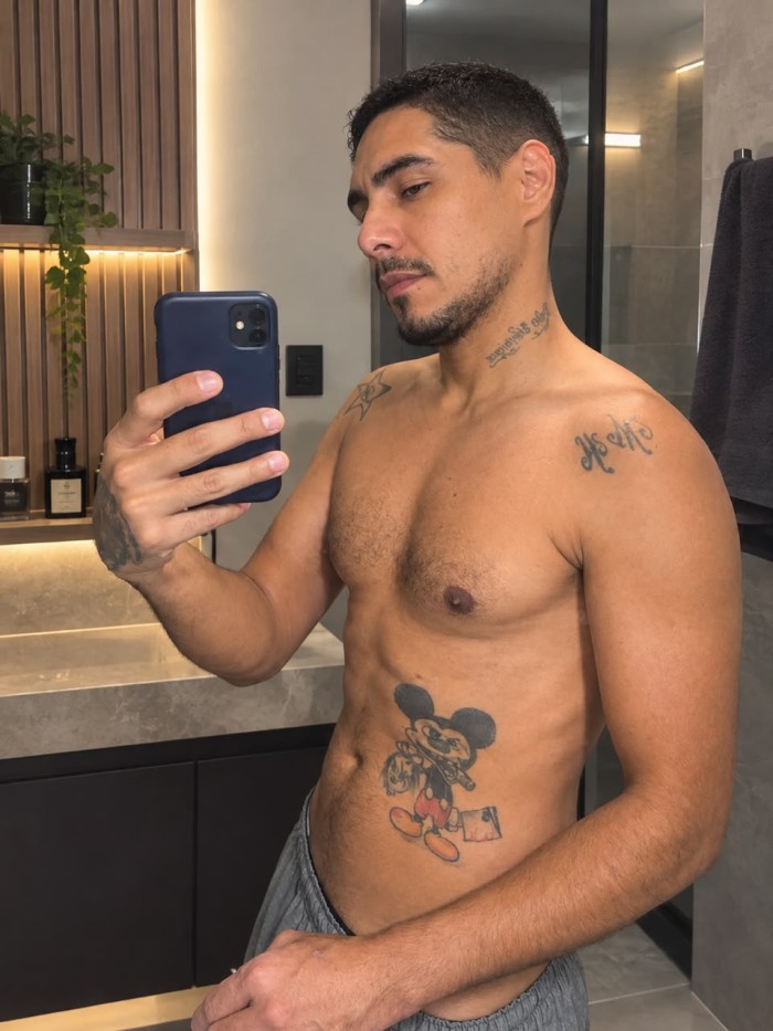 CHICO ACTIVO MUY GUAPO 22CM ARDIENTE DISPUESTO A COMPLARTE A TOPE