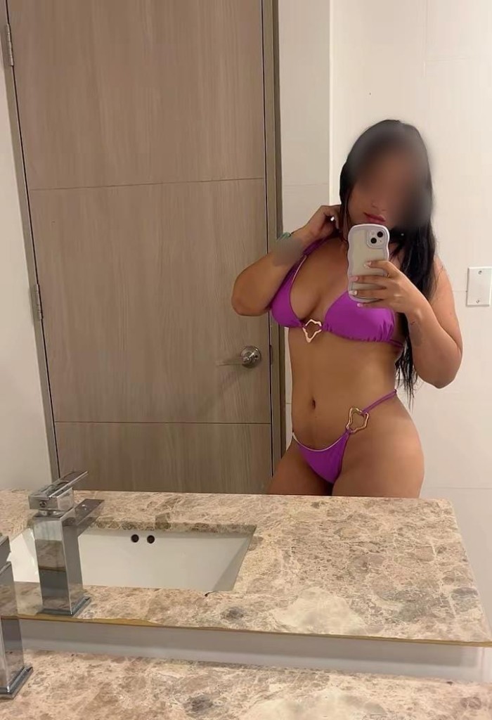 QUIERO CORRERME EN TU BOCA