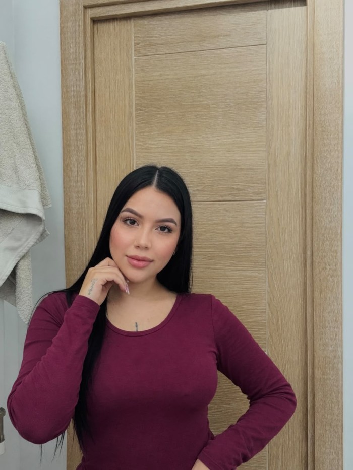 ALEJANDRA EN MALAGA QUIERO SEXO QUITAME LAS BRAGAS