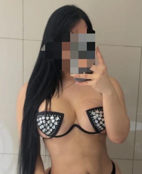 VEN Y PRUEBA MI COÑITO ESTRECHO FIESTERA SEXY