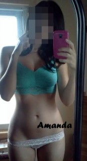 3 AMIGAS CARIÑOSAS Y BESUCONAS EN C/ROSSELLO! TARFIAS DESDE 