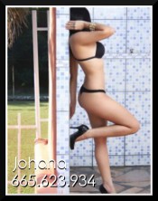 JOHANA ES UNA CHICA DE PURO 