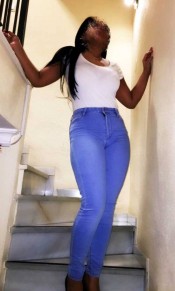 JENNIFER... VICIOSA...SEXO SIN LÍMITES!