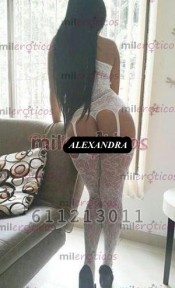 LATINA QUE TE TRATARA COMO SU NOVIO CON MUCHO AMOR Y PERVESI