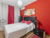 BUSCO DOS CHICAS PARA PISO DE RELAX