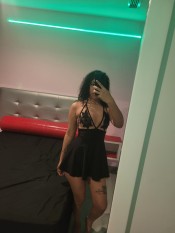 CRISTAL,JOVEN MUY CALIENTE, ME ENCANTA EL PLACER D