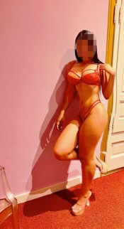 ¡¡¡UNA ZORRITA   EN ESPERA DE TU POLLA FOLLAME!!!