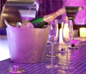 NOCHES DE APASIONADO SEXO EN ESPECTACULAR JACUZZI!