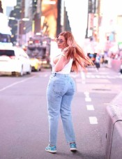 CHICA MUY CACHONDA TRAGA LECHE VEN A FOLLARME BILB