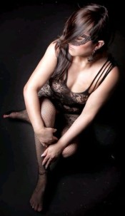 MADURITA LATINA DE MUY BUEN VER¡ MUY SEDUCTORA!